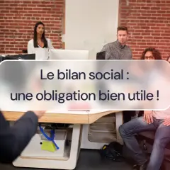 Des employés écoutent attentivement lors d'une présentation sur le bilan social, une obligation utile pour l'entreprise.
