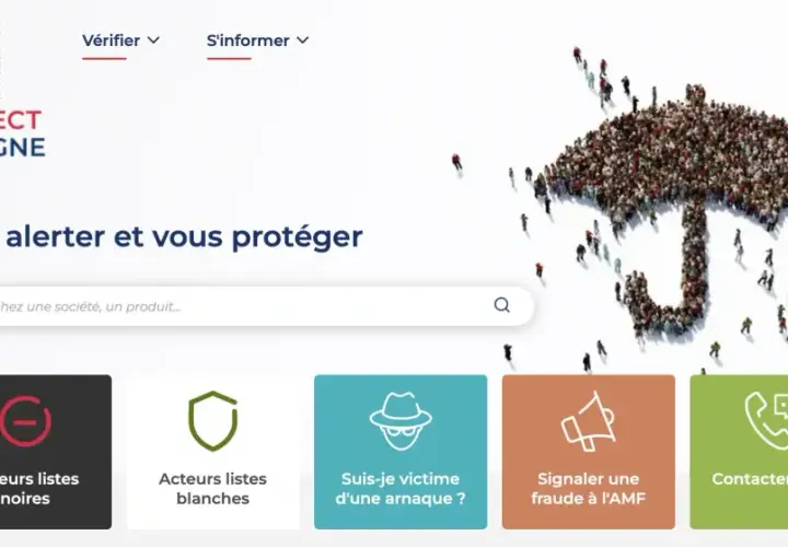 Le site AMF Protect Épargne aide à se protéger contre une arnaque placement financier. Une foule forme un parapluie protecteur.