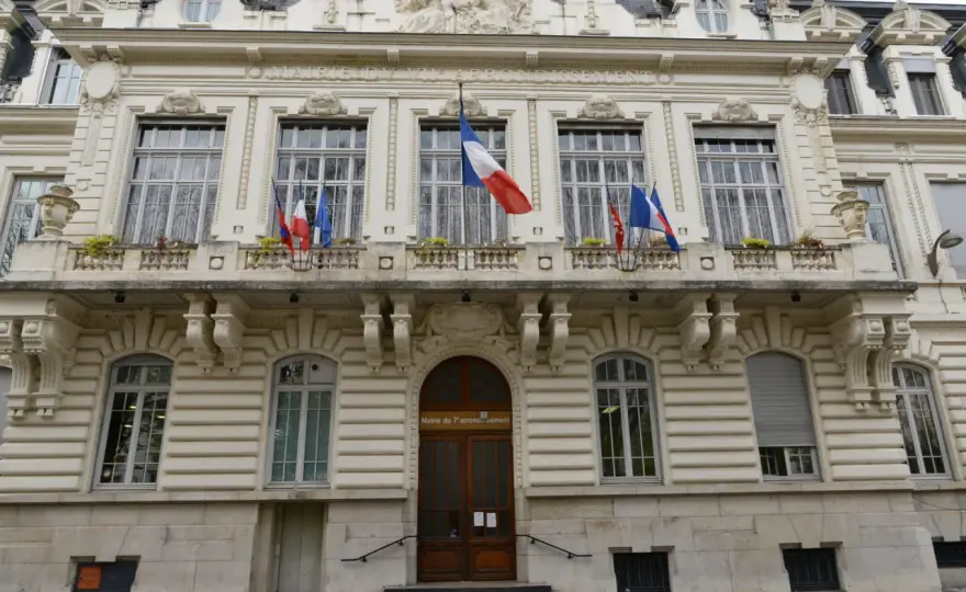 Déclaration de décès en mairie - Quels sont les délais et démarches ?