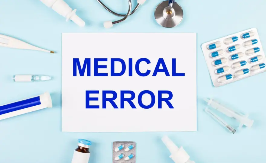 Comment dénoncer un médecin - Quelle procédure choisir pour agir ?